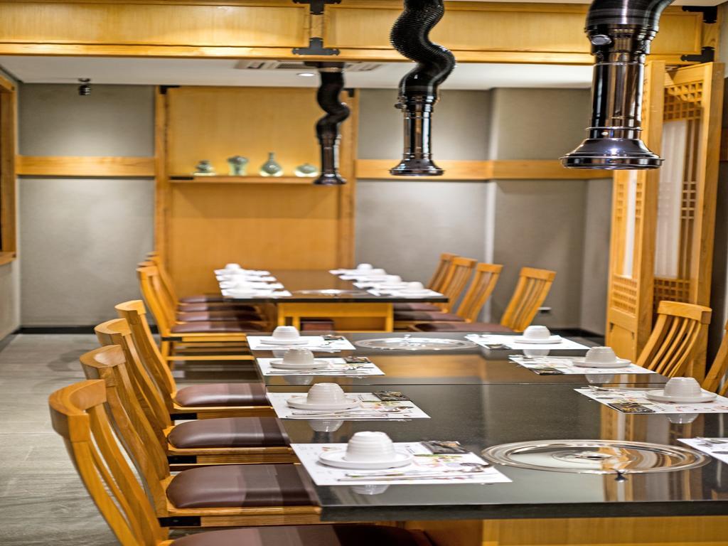 Tama Boutique Hotel Бандунг Экстерьер фото
